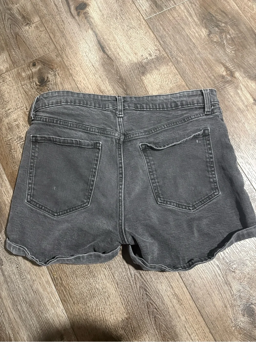 Old Navy Black Roll-Cuff Denim Shorts